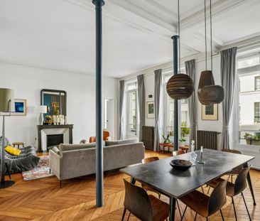 Location Appartement 2 pièces Meublé PARIS 10ème - Photo 1