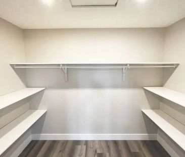 164 Penetanguishene Road #MAIN & 2nd - Photo 3