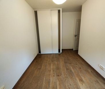 Location Appartement 4 pièces 83m² - Photo 3