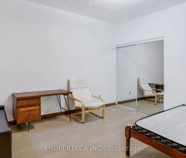 763 Dupont Street #Main Rm 2 - Photo 3