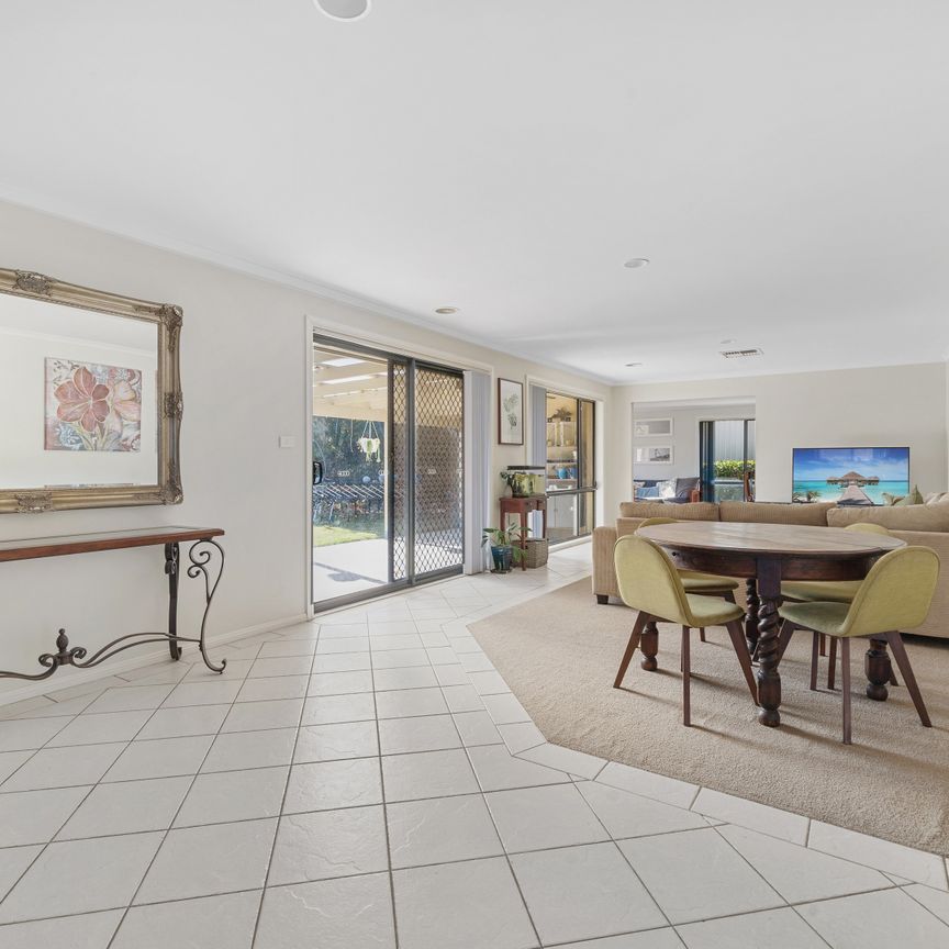 1 Stringybark Drive, Jerrabomberra NSW 2619 - House For Rent | Domain - Photo 1