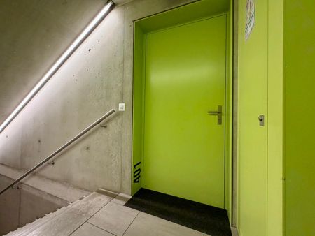 Appartement spacieux et élégant de 4.5 pièces au centre ville - Photo 2