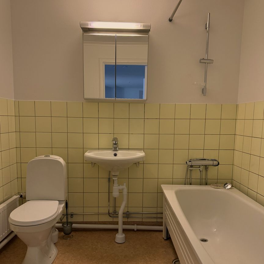 Noreusgatan, Eskilstuna - Photo 1