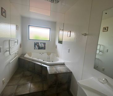28 Kingsford Drive, Stoke, Nelson - Photo 3