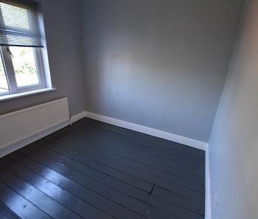 2 bedroom semi-detached house to rent - Photo 3