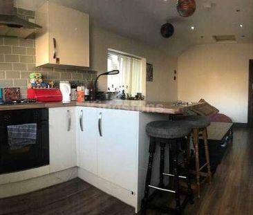 Mackintosh Place, Roath, CF24 - Photo 1