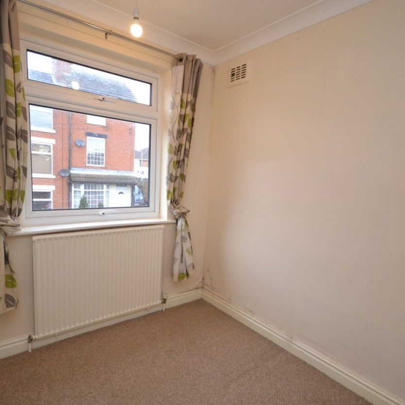 3 bed Semi-Detached House for Rent - Photo 1