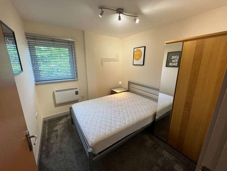 Bishops Corner, Stretford Road, Hulme, Manchester, M15 - Photo 4