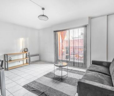 NICE CENTRE - QUARTIER FLEUR - STUDIO MEUBLE - Photo 2