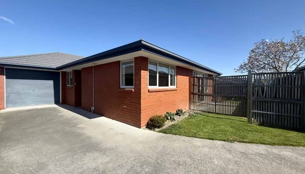 Close To Town! - Photo 1