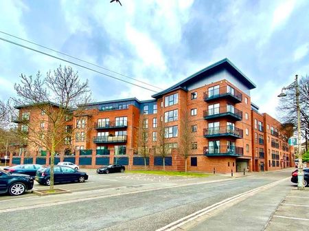 Newport House, Worcester, WR1 - Photo 5