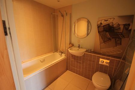 2 bedroom apartment to rent - Photo 5