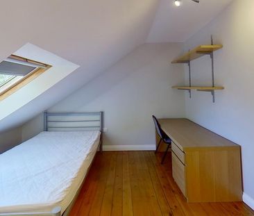 6 bedroom terraced house to rent - Photo 5