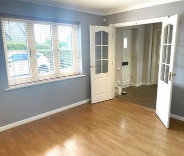 4 bedroom detached house to rent - Photo 3