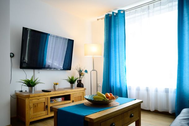 3 Bed Semi-Detached House, Wyrale Drive, NG8 - Photo 1