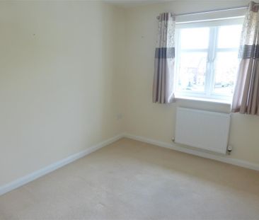 Racecourse Mews, LOUGHBOROUGH - Photo 3