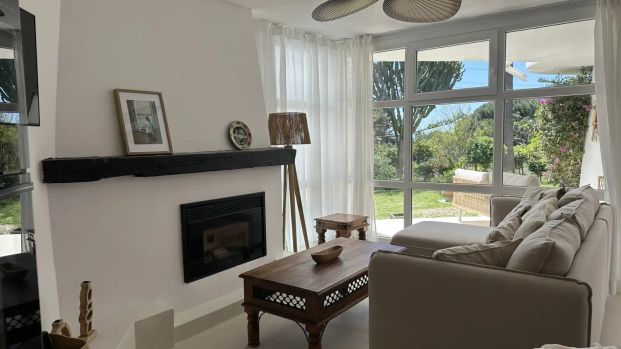 Apartment for rent in Mijas, 3-bedroom, bills included - Photo 1