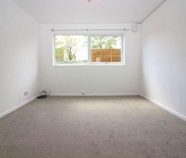 Bedroom Maisonette - Close To Stony Stratford, MK11 - Photo 3