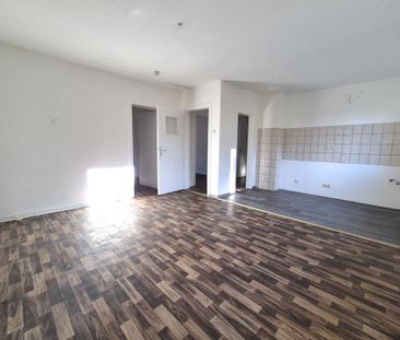 Klein, fein, charmant: Wohnglück mit offener Küche - Photo 1