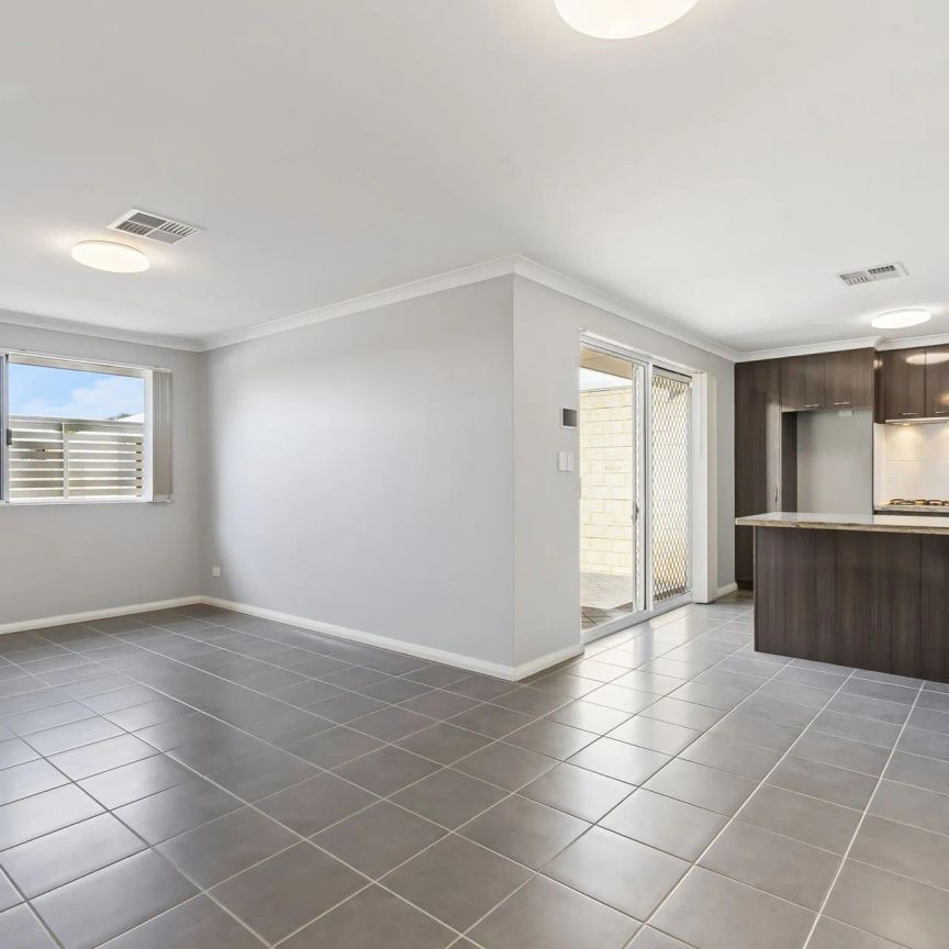 Stylish, Low-Maintenance Living in a Prime Bassendean Location - Photo 1