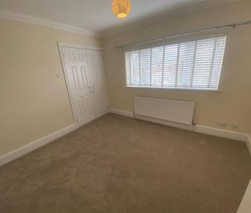 2 bedroom semi-detached house to rent - Photo 2
