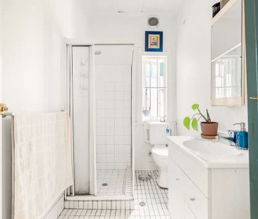 Peaceful ground floor one-bedroom apartment - Photo 3