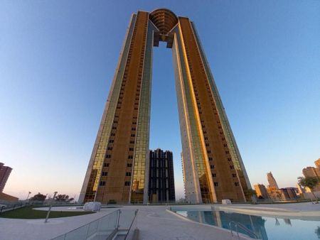 2 room luxury Apartment for rent in Benidorm, Valencia - Photo 2