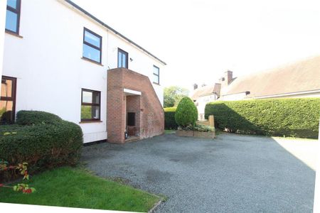 2 bedroom maisonette to rent - Photo 4