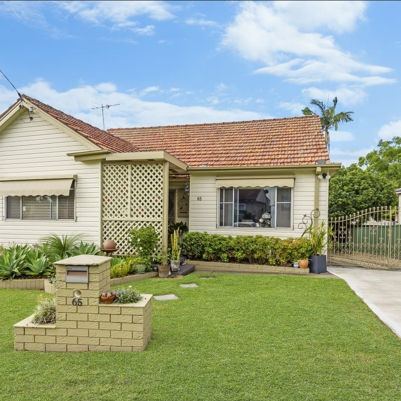 Rooms / 65 Abbott Street, Wallsend NSW 2287 - Photo 1