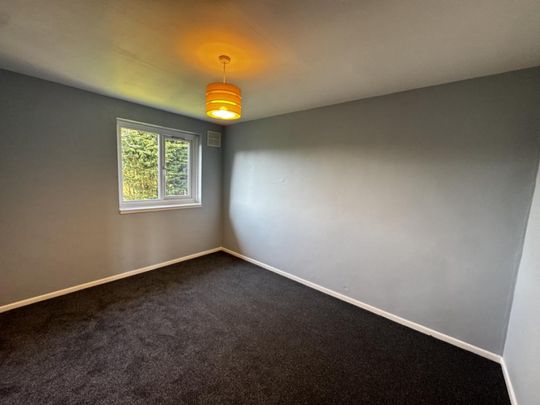 3 Bedroom Maisonette - Photo 1