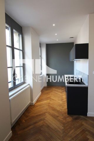 Location Appartement 3 pièces 71m² ST ETIENNE 42000 - Photo 4