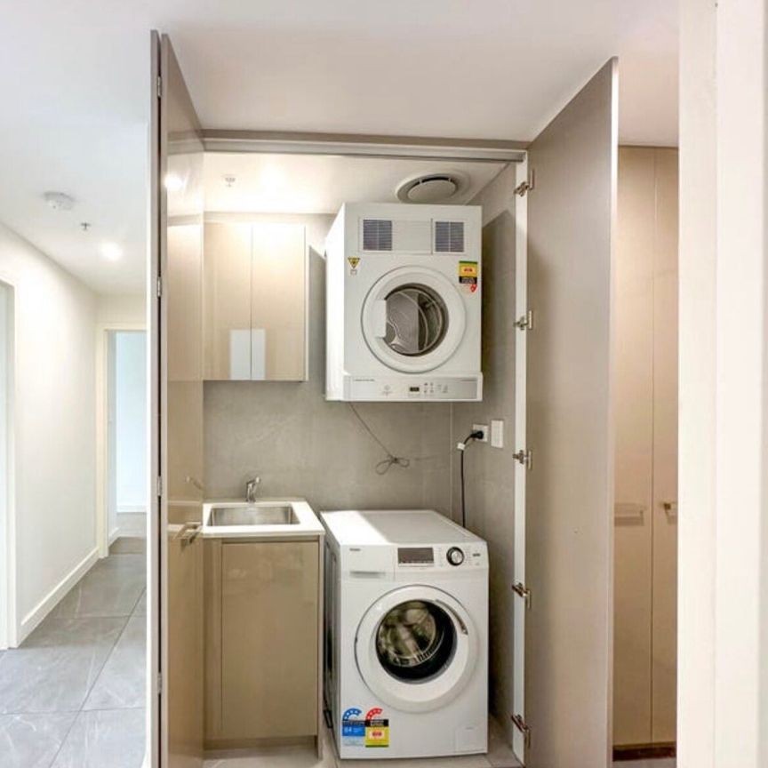 Macquarie Park - Photo 1