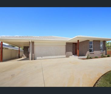 Spacious Family Home with Low-Maintenance Living - Photo 5