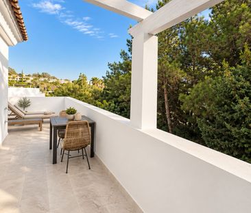 Townhouse in El Paraiso - Foto 1