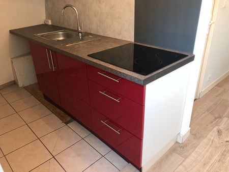 Location Appartement 1 pièce 17m² - Photo 2