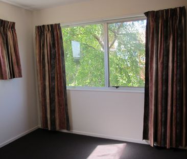 2 Bedroom first floor unit in Central City. - Photo 1