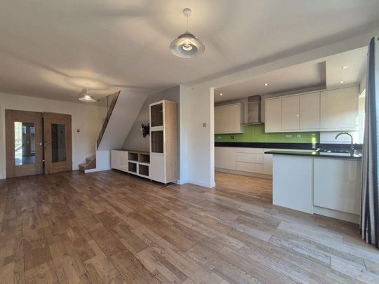 2 bedroom semi-detached house to rent - Photo 1