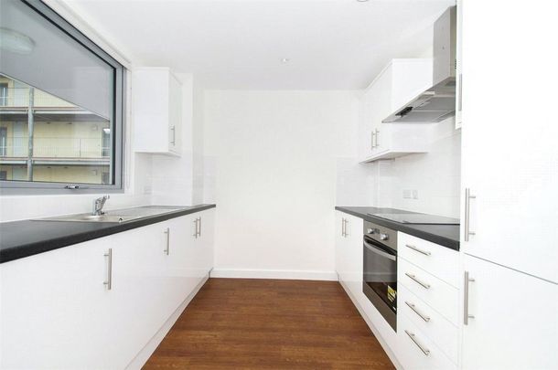 3 bedroom apartment to rent - Photo 1