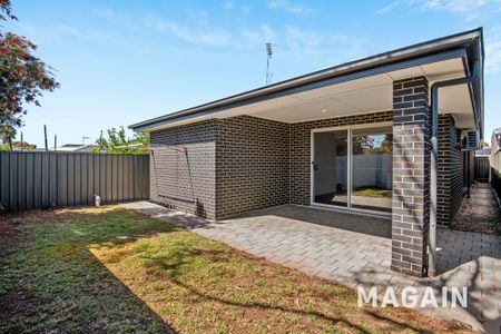 68 Brenton St, Morphett Vale SA 5162 - House For Rent | Domain - Photo 5