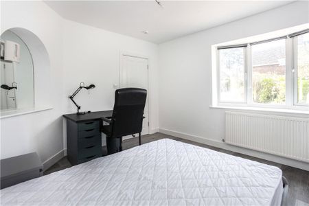 Elmside, Guildford, Surrey, GU2 7SH - Photo 4