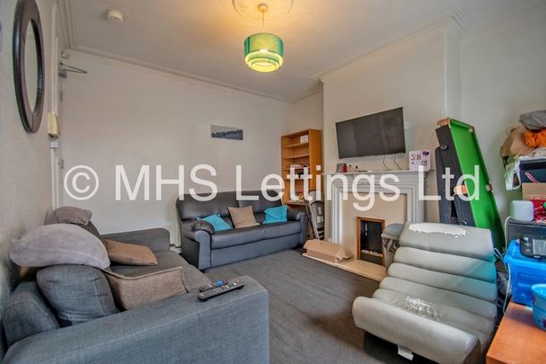 3 Bedroom Mid Terraced House for rent in Hessle Street - Photo 1