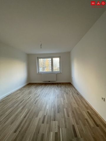 Fertig sanierte 3-Raum-Wohnung mit Balkon und Duschbad am Bindermichl! Ab sofort! - Photo 3