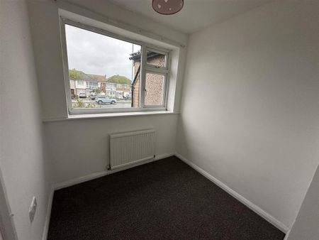 3 bedroom terraced house to rent - Photo 2