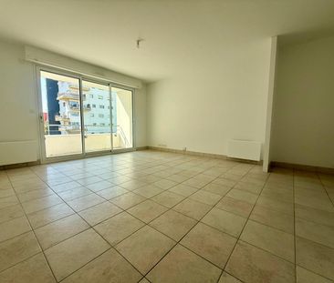 Location Appartement 2 pièces 43m² NANTES 44200 - Photo 2