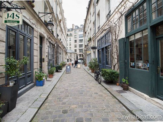 Logement à Paris, Location meublée - Photo 1