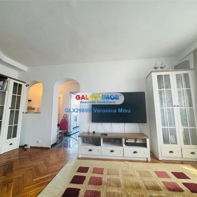 Apartament 3 camere de inchiriat , loc de parcare , fara lif - Photo 1