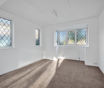 3 bedroom detached house to rent - Photo 4