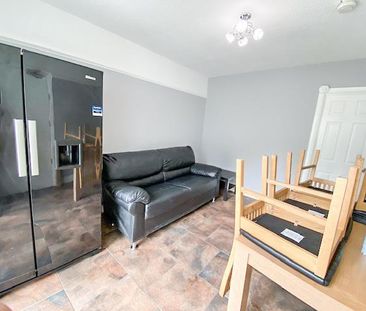 5 bedroom terraced house to rent - Photo 1
