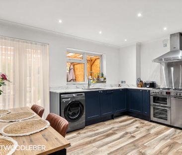 2 bedroom terraced house to rent - Photo 4