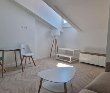 Location Appartement 1 pièce 20m² NICE 06000 - Photo 1